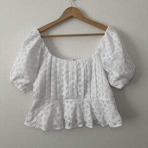 NWT! Express puff sleeve peplum top, white, size medium